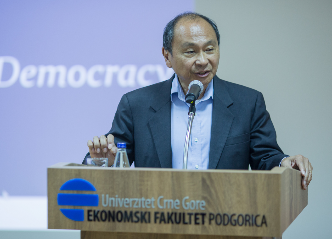 Politika identiteta i globalna demokratija – Frensis Fukujama održao predavanje na Ekonomskom fakultetu
