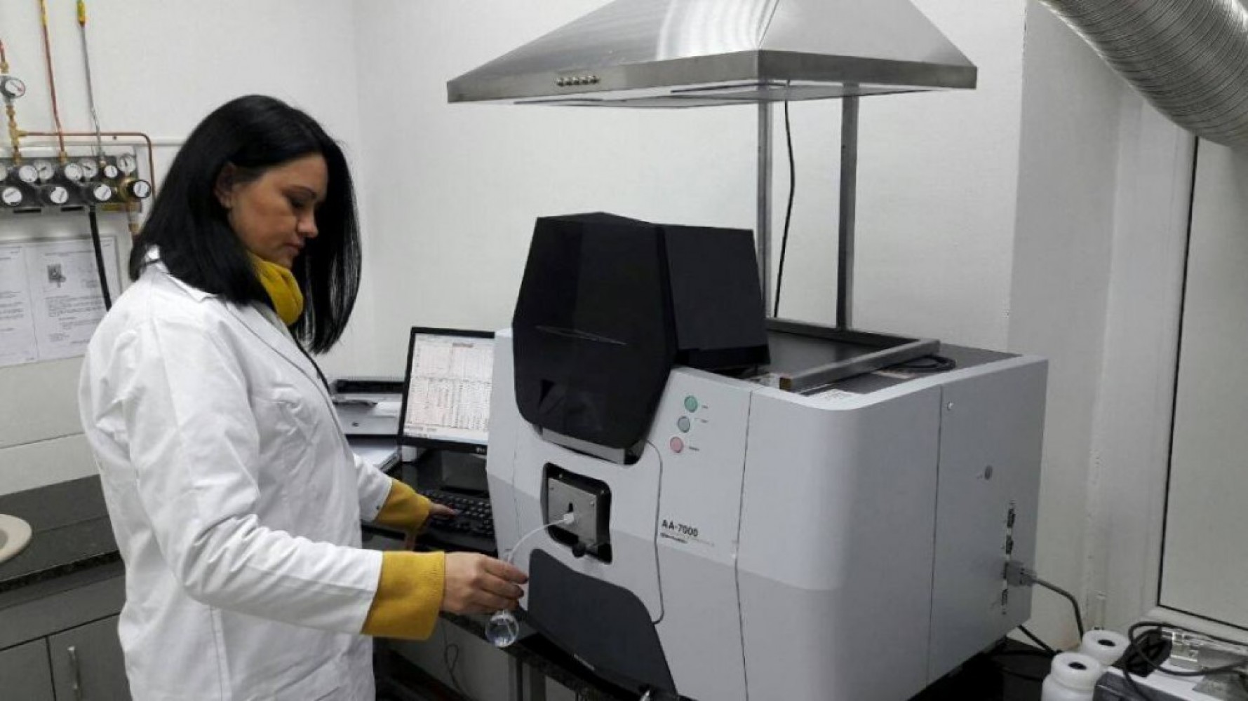 Odredjivanje teskih metala pomoću AAS